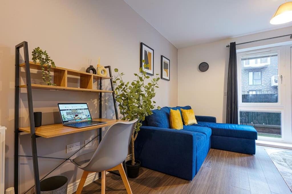Luxury Campbell Park Apartments In Central Mk With Balcony, Free Parking & Smart Tv With Netflix By Yoko Property Milton Keynes Exterior foto